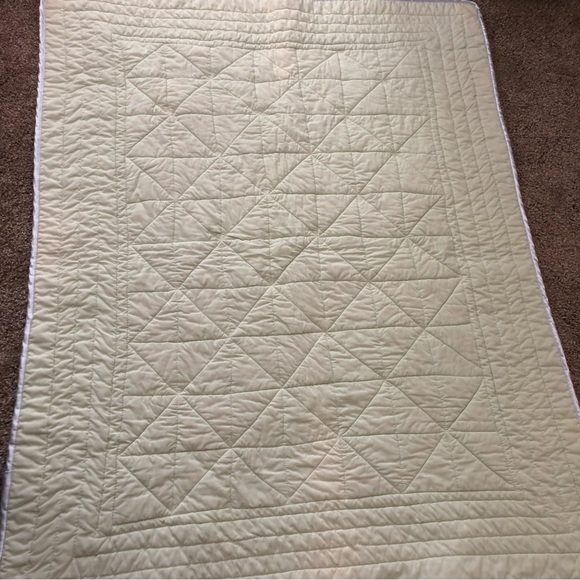 Kidsline Pastel ColorBlock Satin Baby Nursery Quilt + 2 Valance - Picture 6 of 13